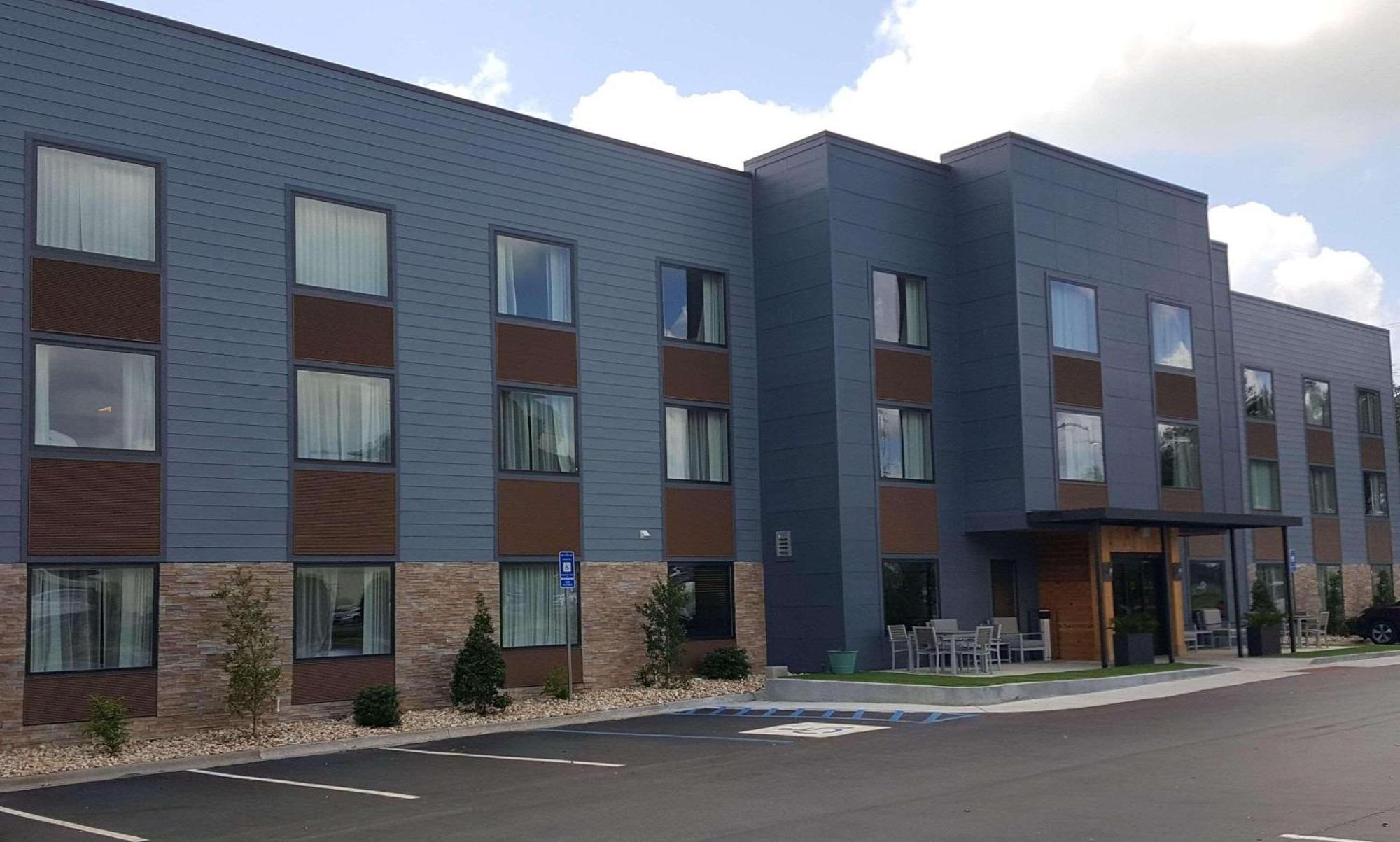 Country Inn & Suites By Radisson, Savannah Midtown, Ga מראה חיצוני תמונה